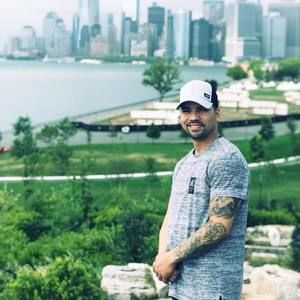 Meet your Posher, Alex